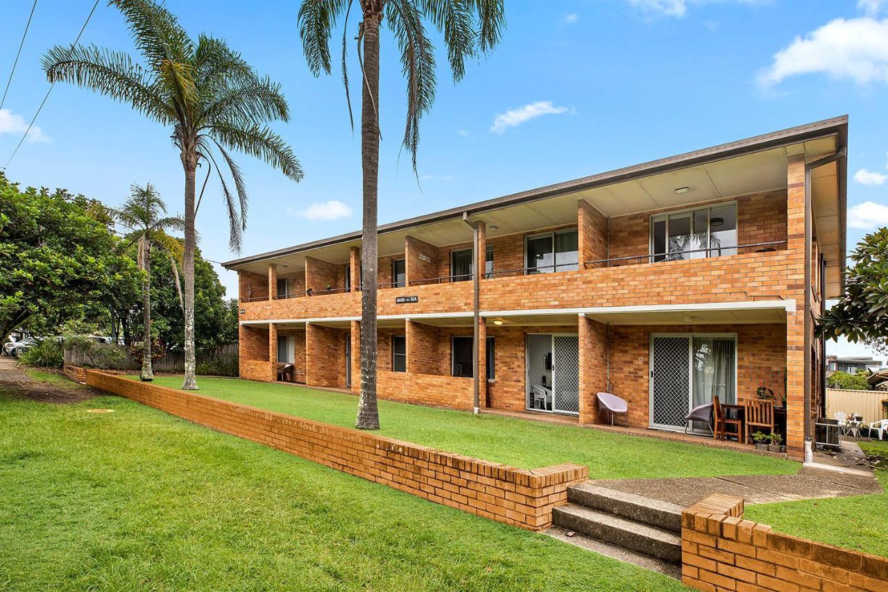 Apartment And Sea 3